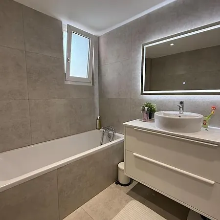 Apartment Lumineux De 92m2 Colmar